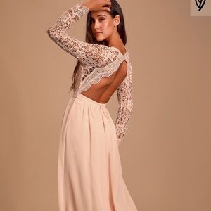 Long sleeve lace maxi dress